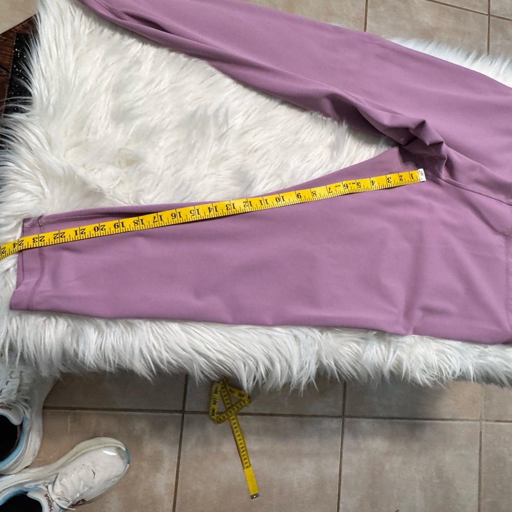 Lululemon Athletica Lavender Capris - Picture 12 of 13